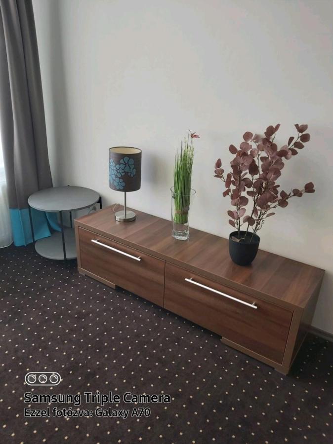 Plage Apartman Hajdúszoboszló Esterno foto