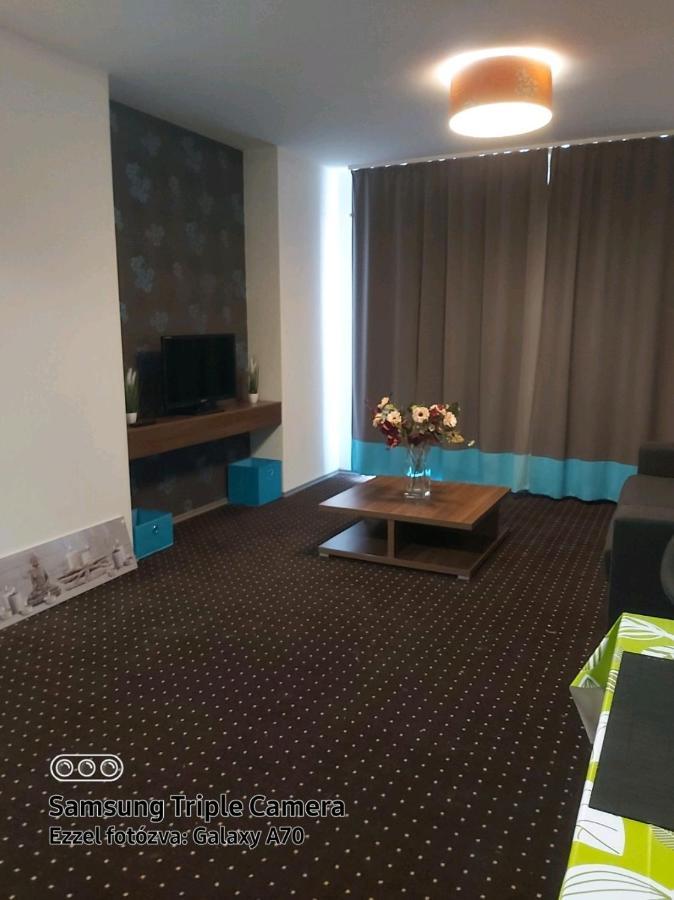 Plage Apartman Hajdúszoboszló Esterno foto