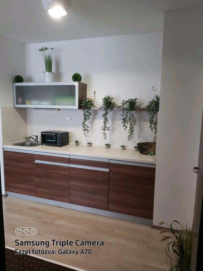 Plage Apartman Hajdúszoboszló Esterno foto