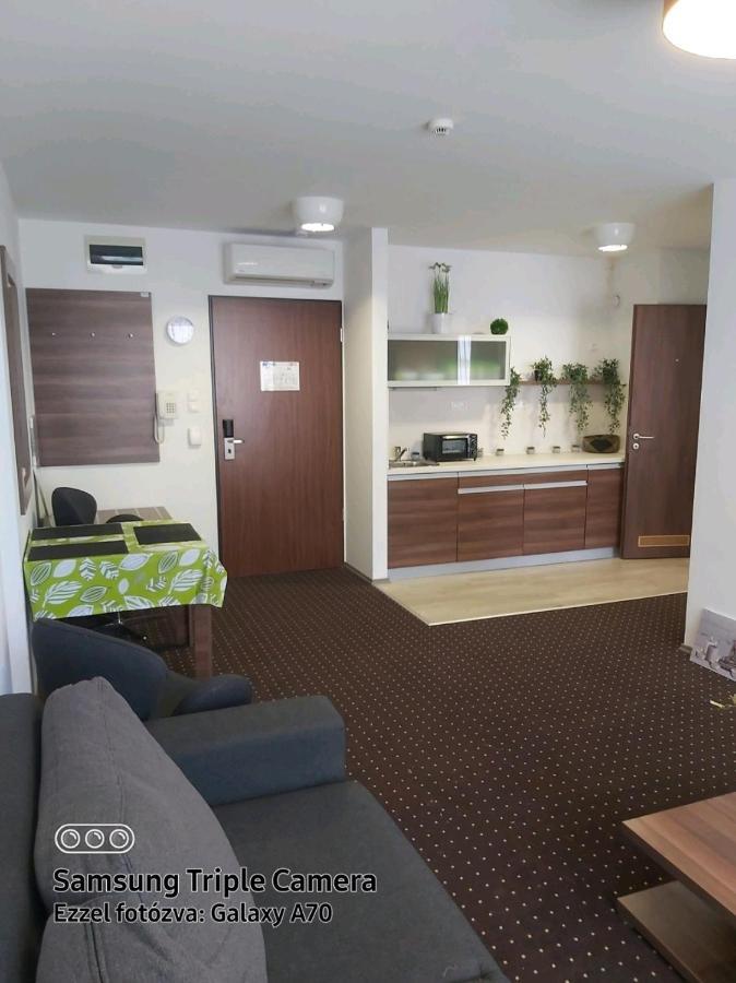 Plage Apartman Hajdúszoboszló Esterno foto